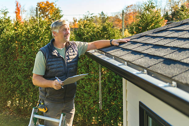 Professional Roofing technician working in Millersburg, OH